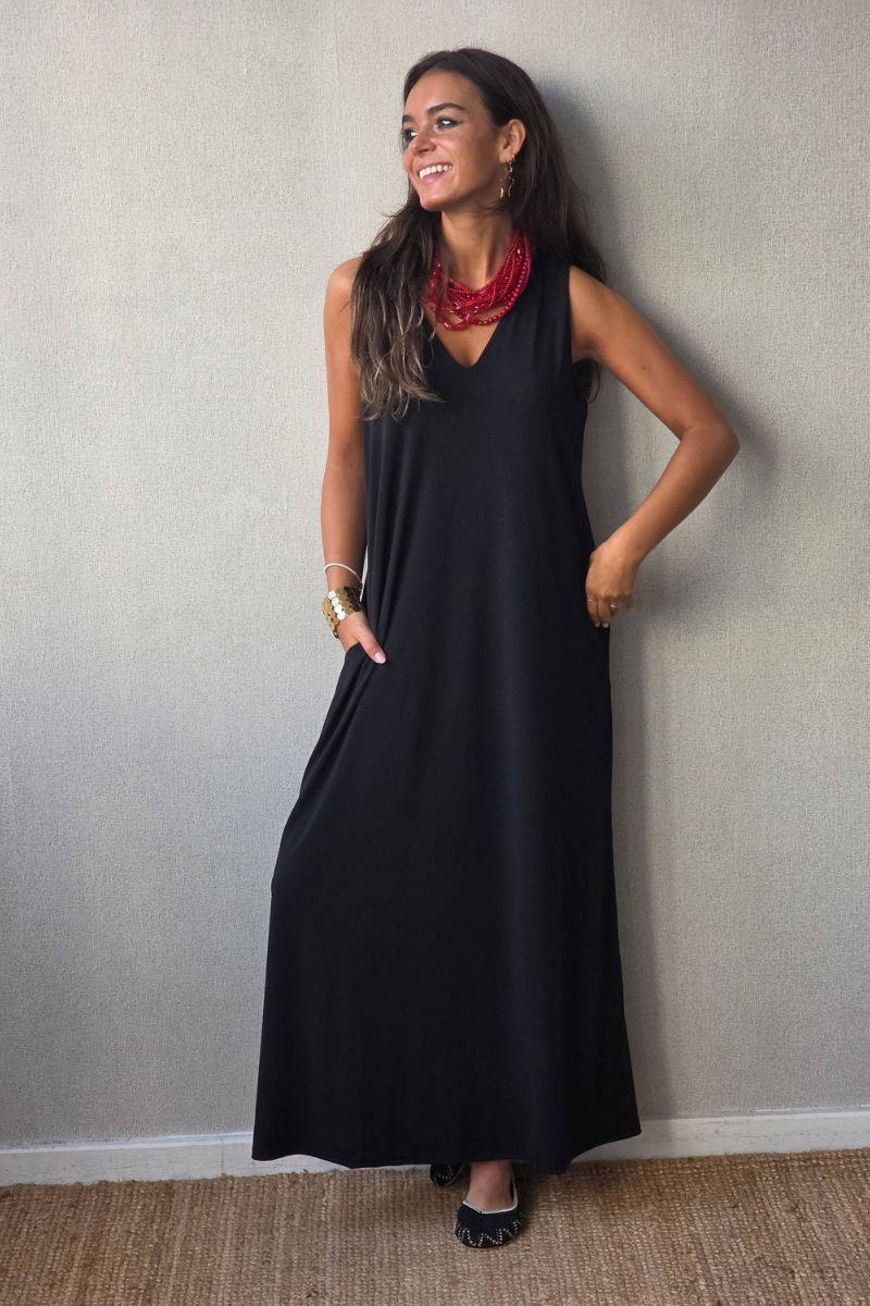 Vestido Asas con Bolsillos Negro