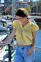 Blusa Manga Globo y Cuello Volante Amarilla
