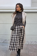 Falda tablas de cuadros beige