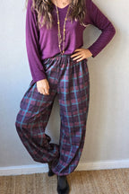 Pantalón bombacho de cuadros grande berenjena