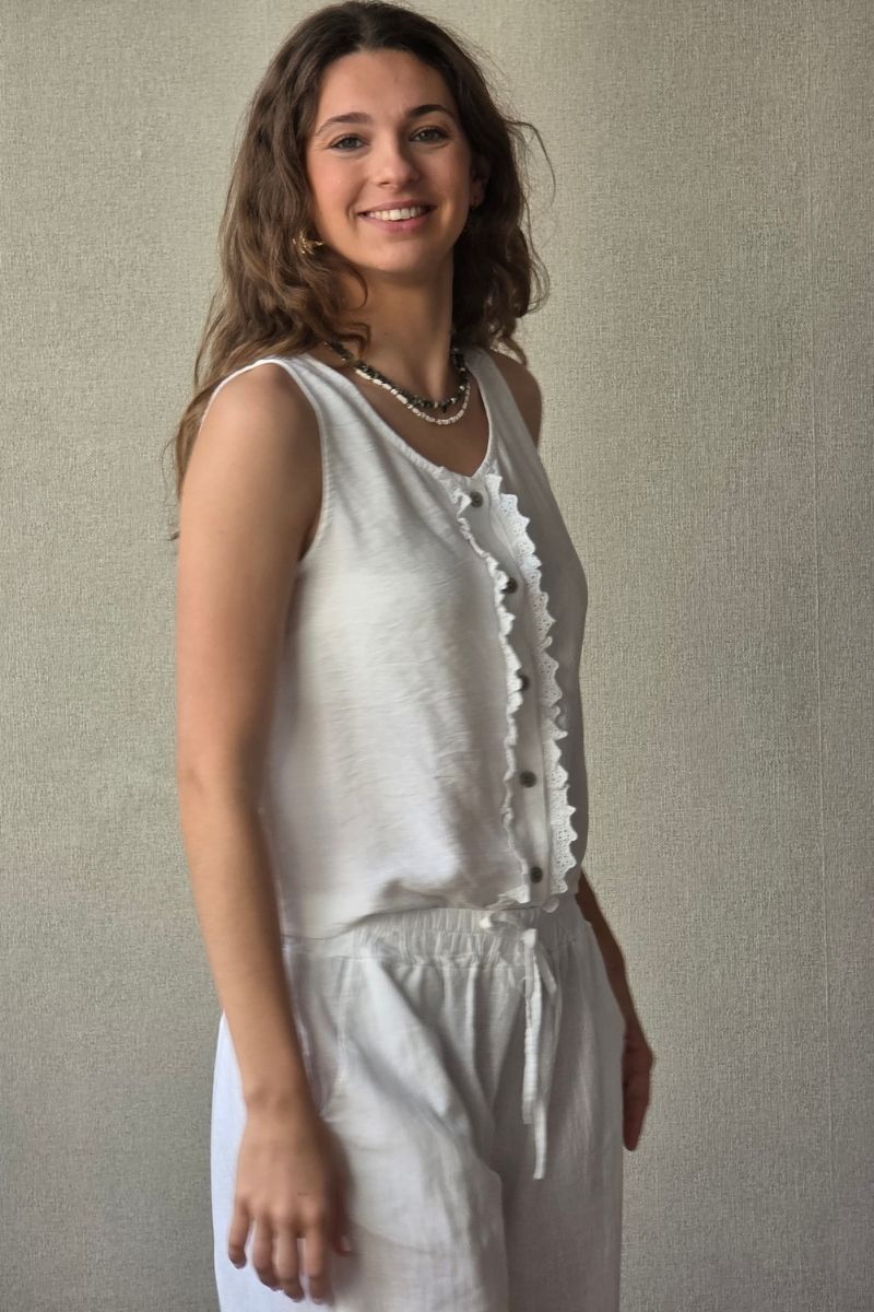 Camiseta de tirantes con volantes blanco