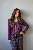 Pantalón bombacho de cuadros grande berenjena