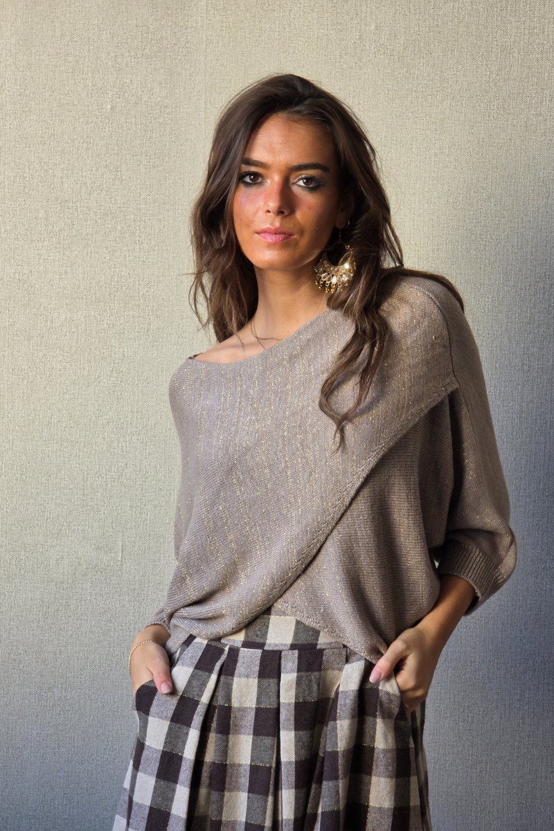 Jersey cruzado con brillo topo