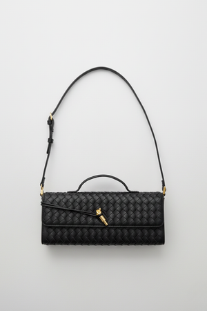 Bolso baguette trenzado negro