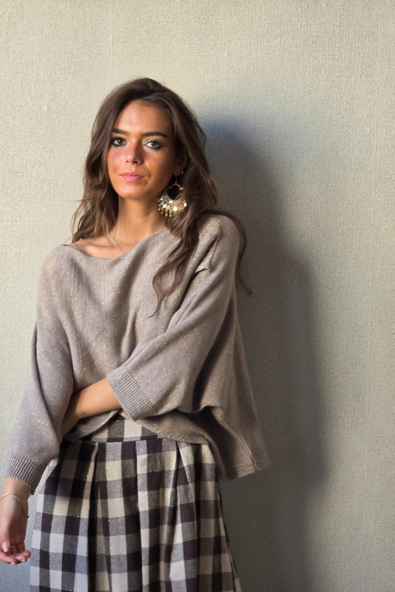 Jersey cruzado con brillo topo