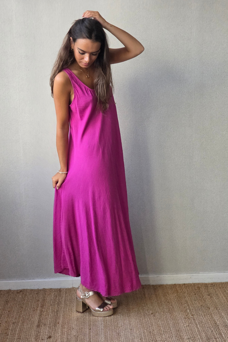 Vestido largo de asas al bies magenta