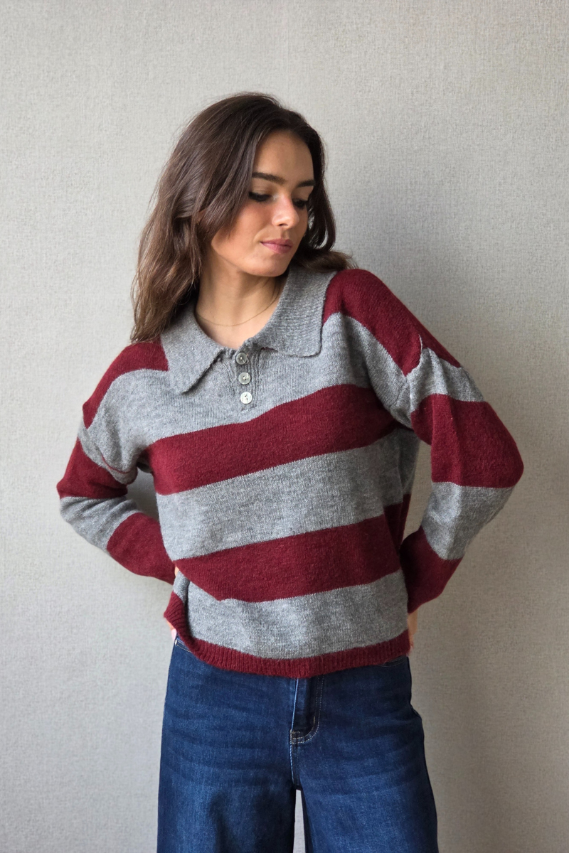 Jersey de rayas con cuello camisero granate