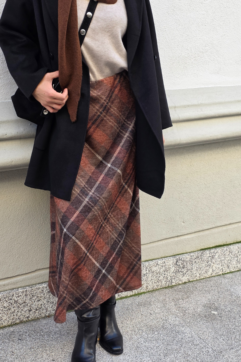 Falda Casilda de cuadros grandes teja