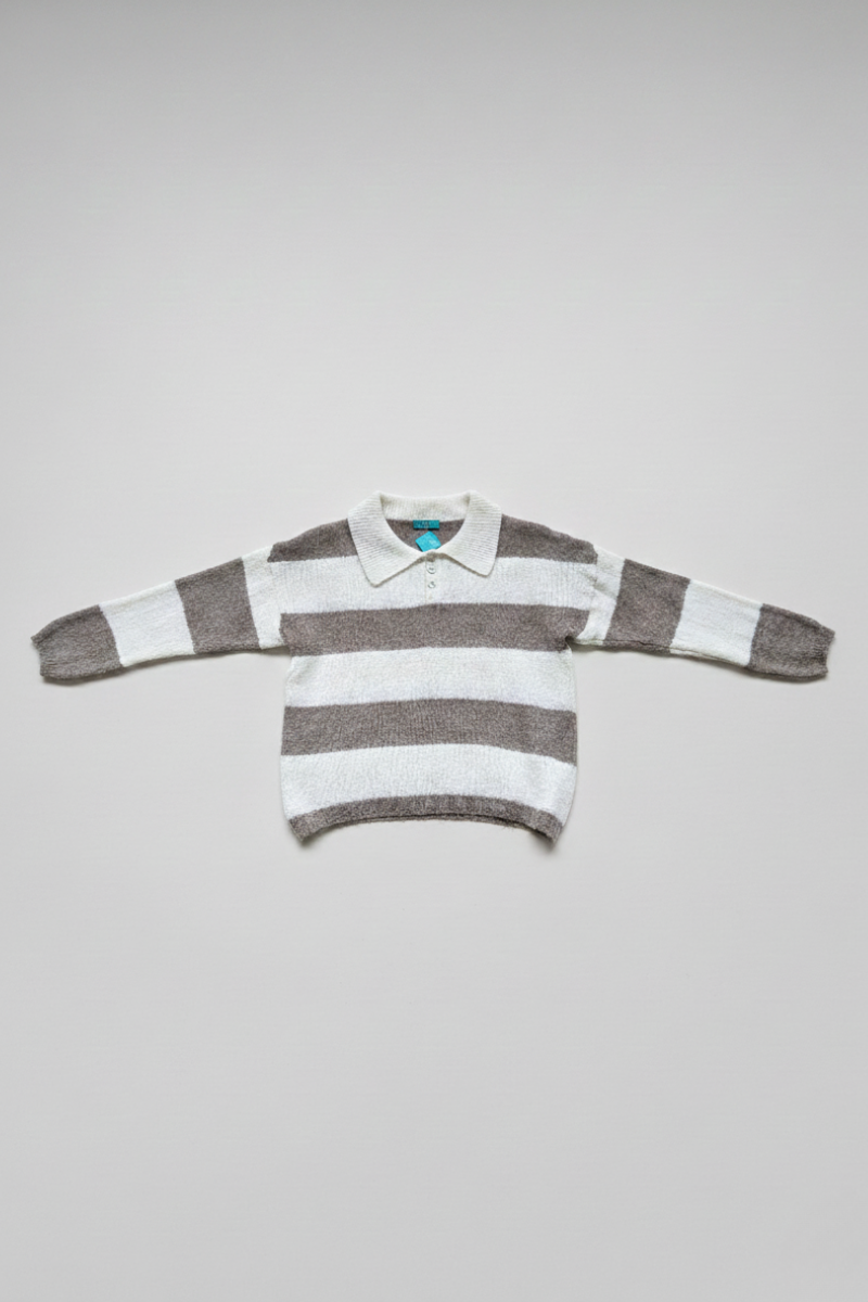 Jersey de rayas con cuello camisero topo