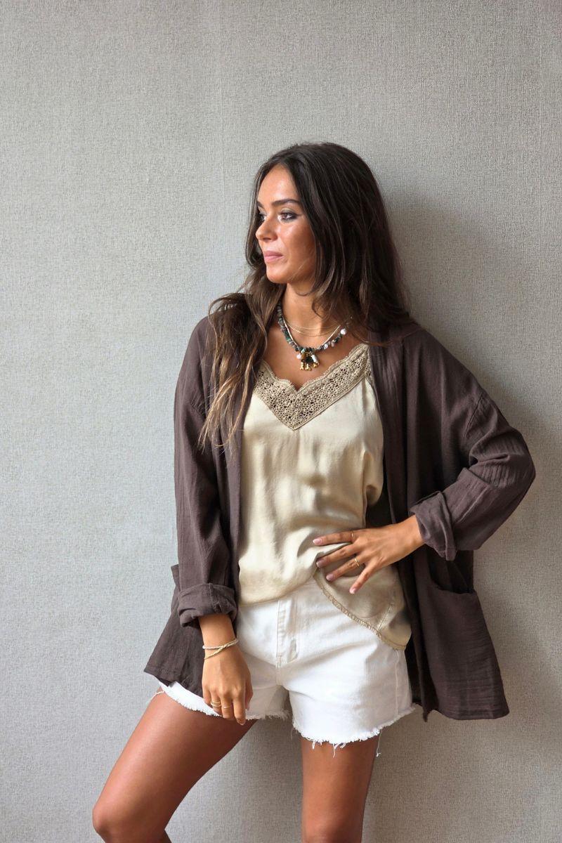 Chaqueta tipo lino en color chocolate