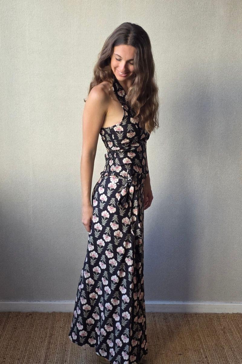 Falda de flores boho negra