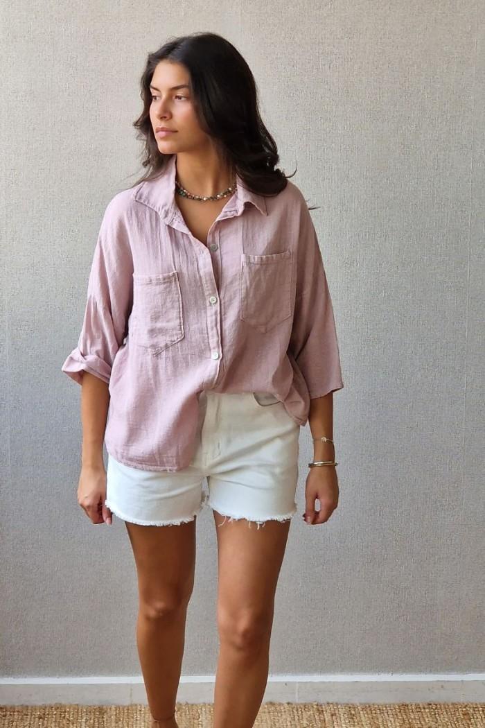 Camisa rosa tipo lino con bolsillos