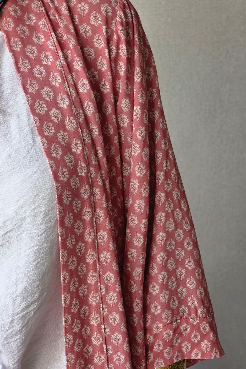 Kimono estampado de flores pepe rosa