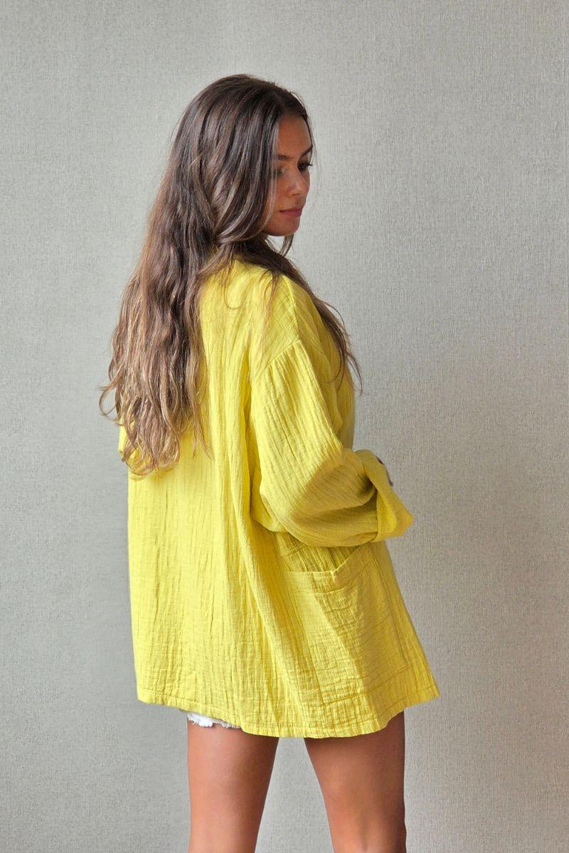 Chaqueta tipo kimono mostaza