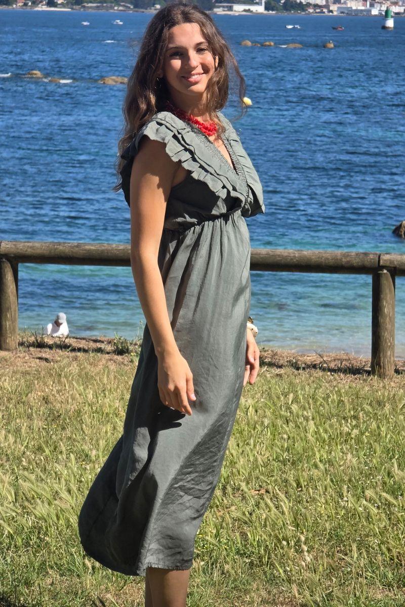Vestido de volantes verde