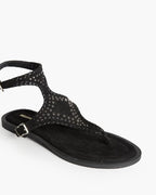 Sandalia con tachas negra