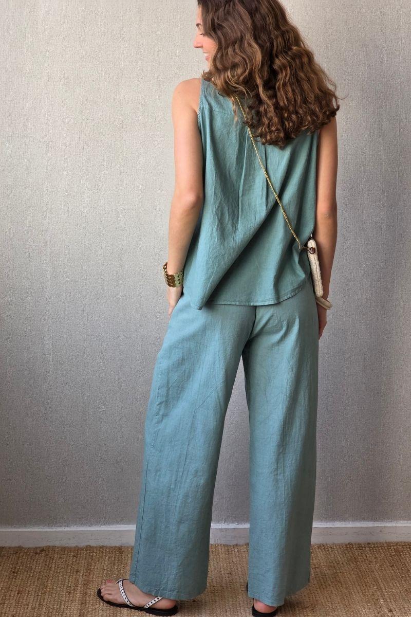 Pantalón tipo lino verde bonito