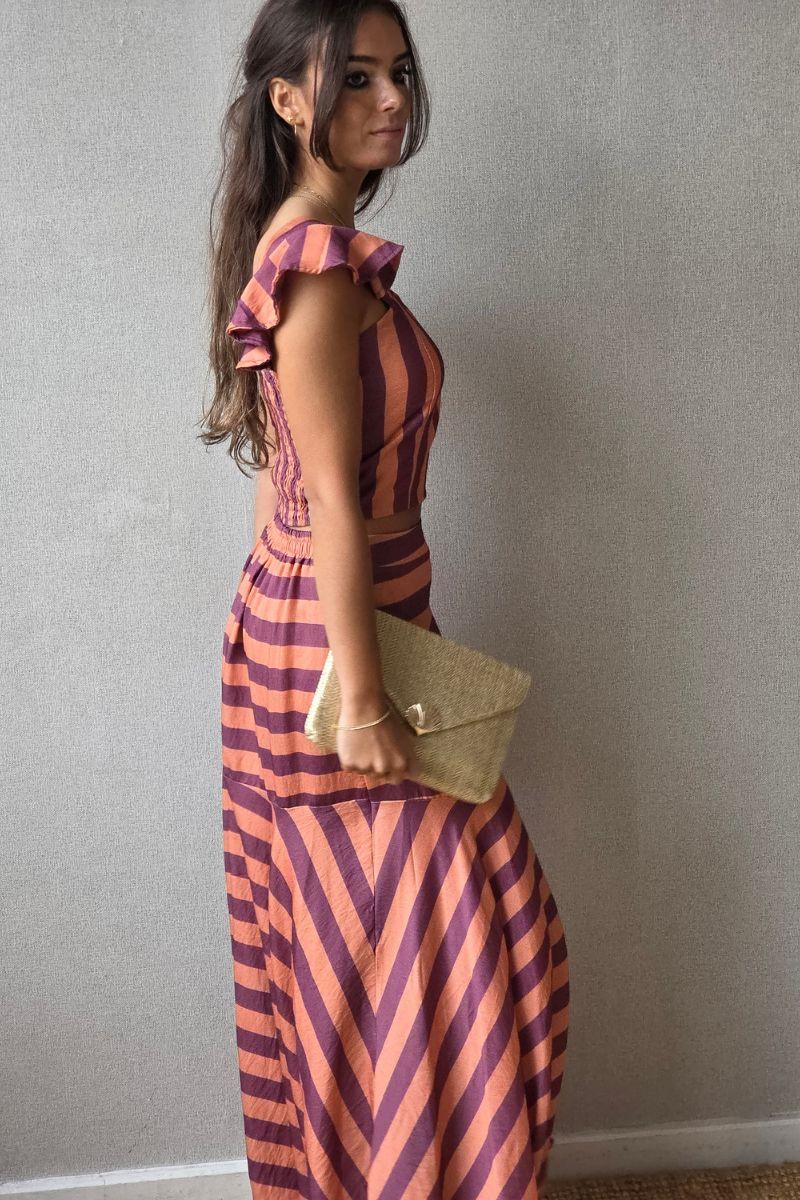 Conjunto top y falda de rayas berenjena