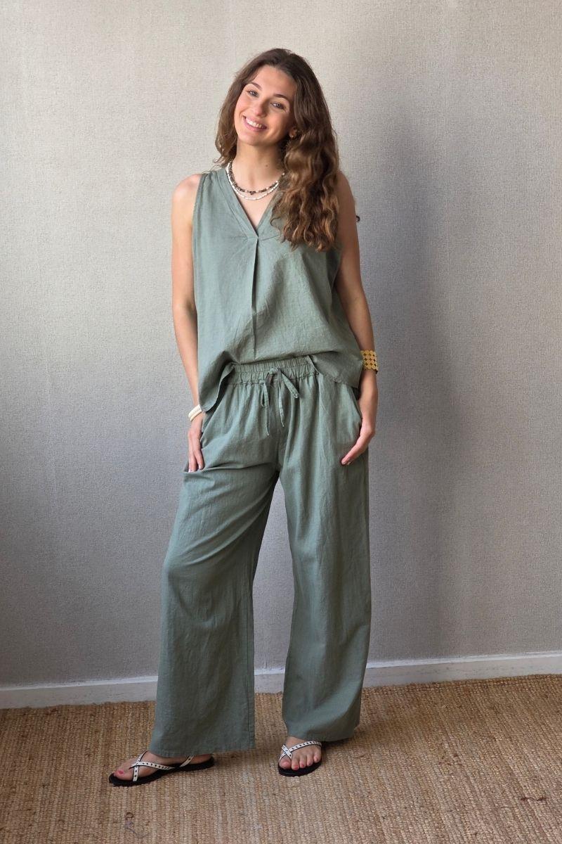 Pantalón tipo lino caqui