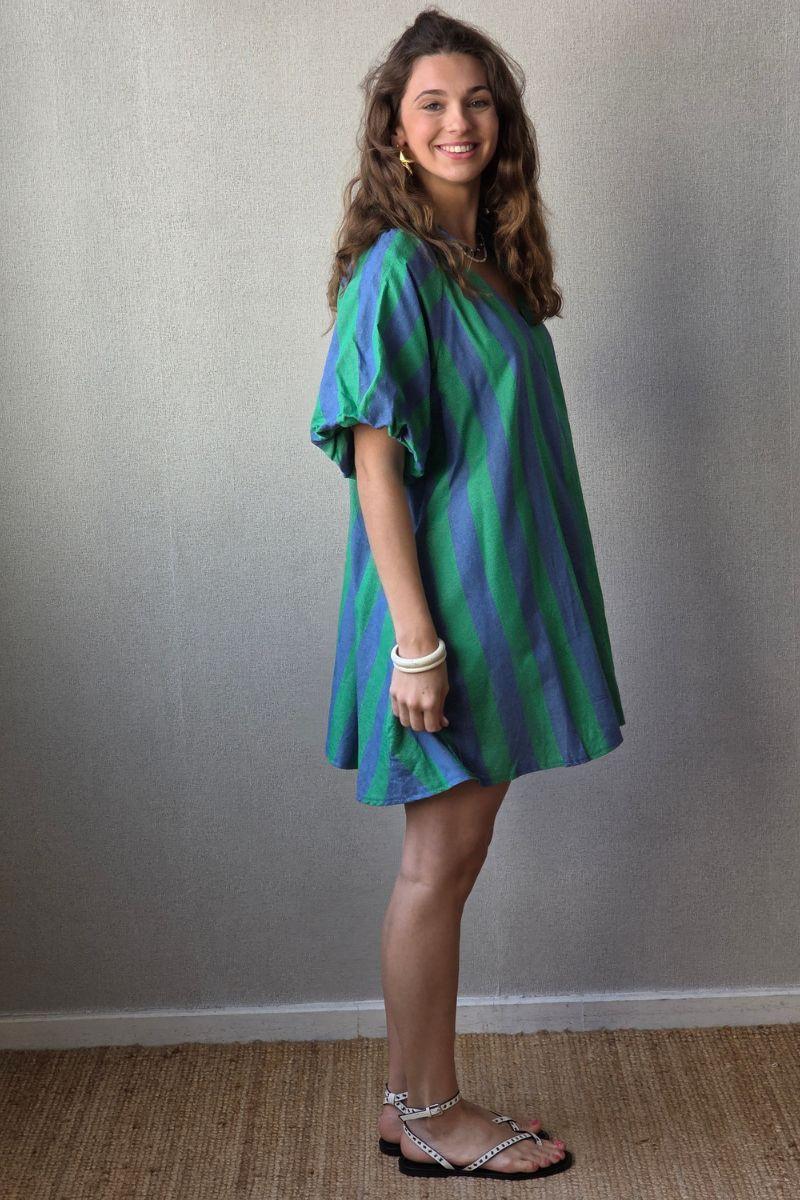 Vestido de mujer manga abullonada con rayas verde