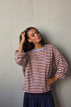Sudadera oversize de rayas beige y granate