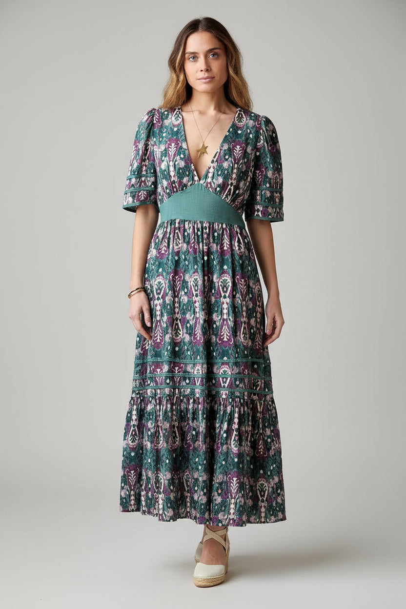 Vestido manga corta y escote estampado verde y morado