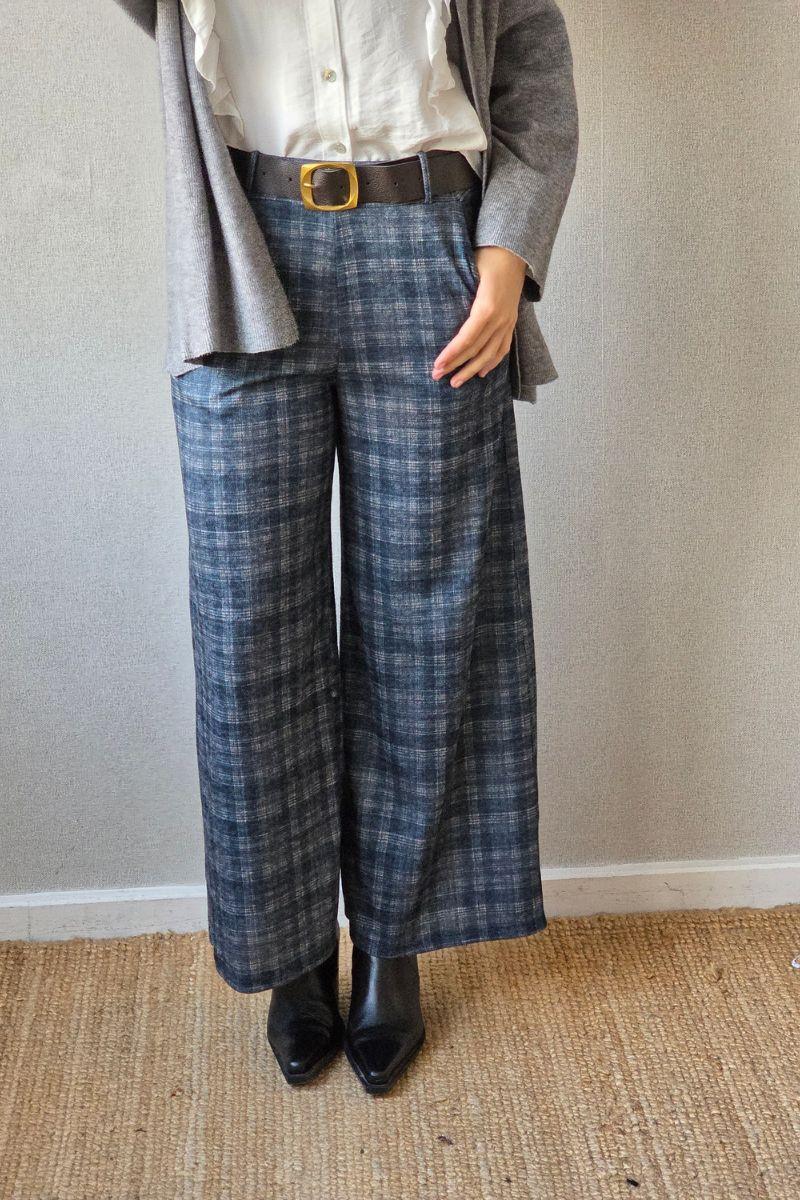 Pantalón de cuadro pequeño azul marino