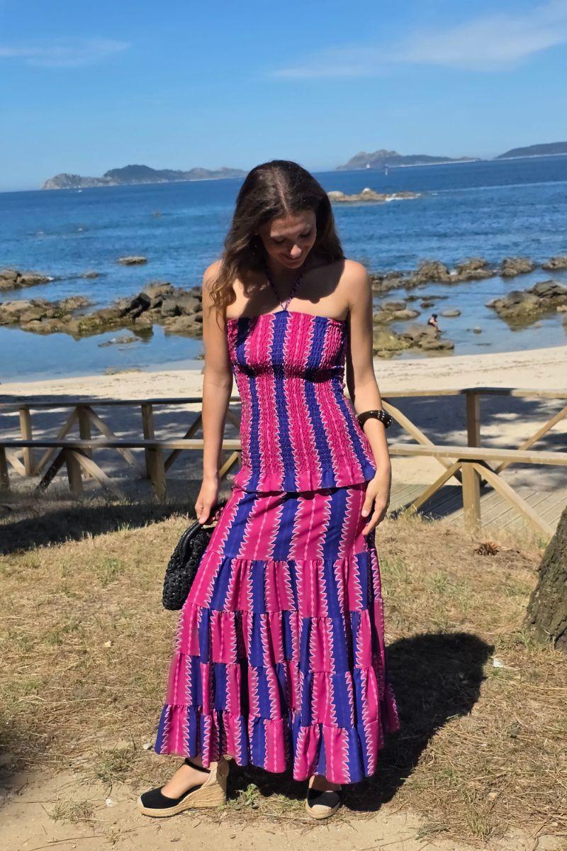 Vestido palabra de honor fresa