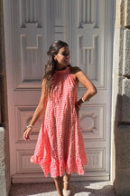 Vestido cuello halter de cuadros naranja flúor