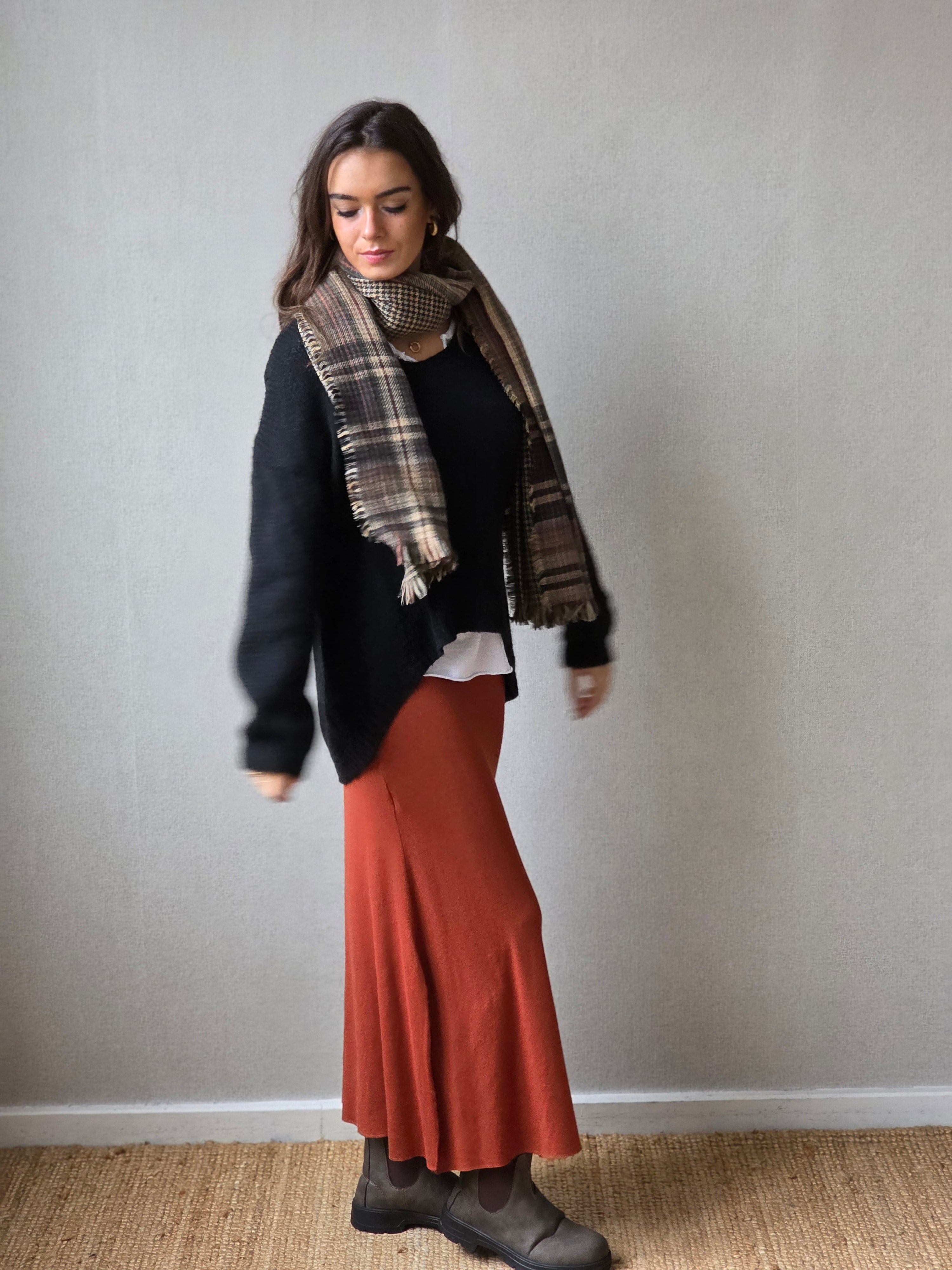 Falda larga de punto caldero