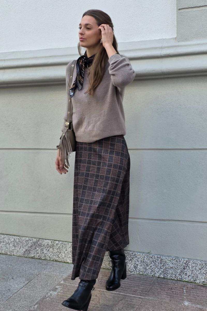 Falda larga de cuadros Altamira negra