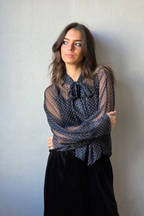 Blusa Lola de tul con puntitos negra