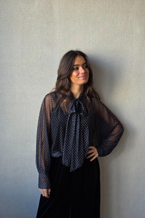 Blusa Lola de tul con puntitos negra