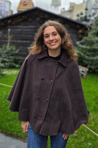 Capa british de cuadros marrón