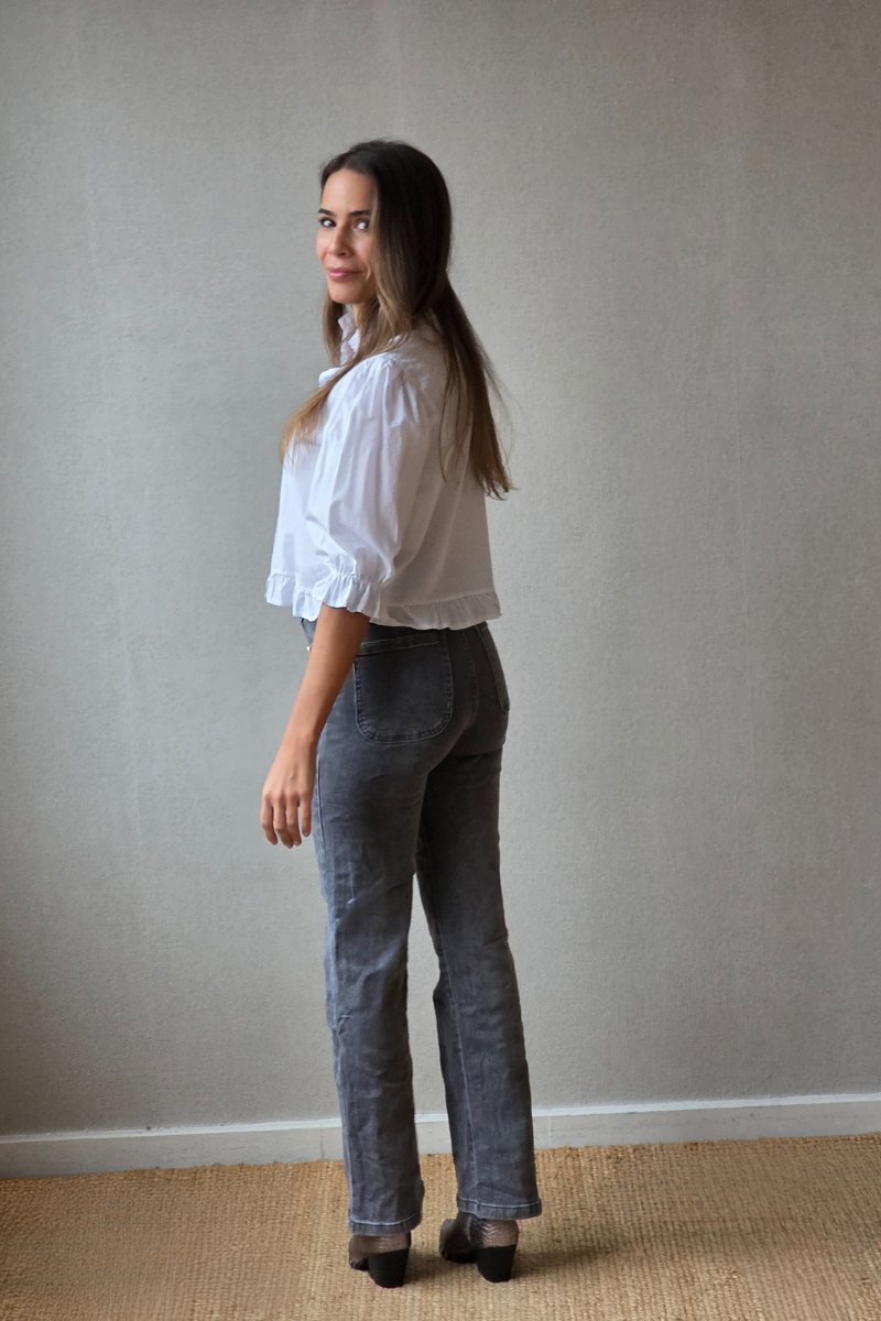 Vaquero gris con bolsillos delanteros wide-leg