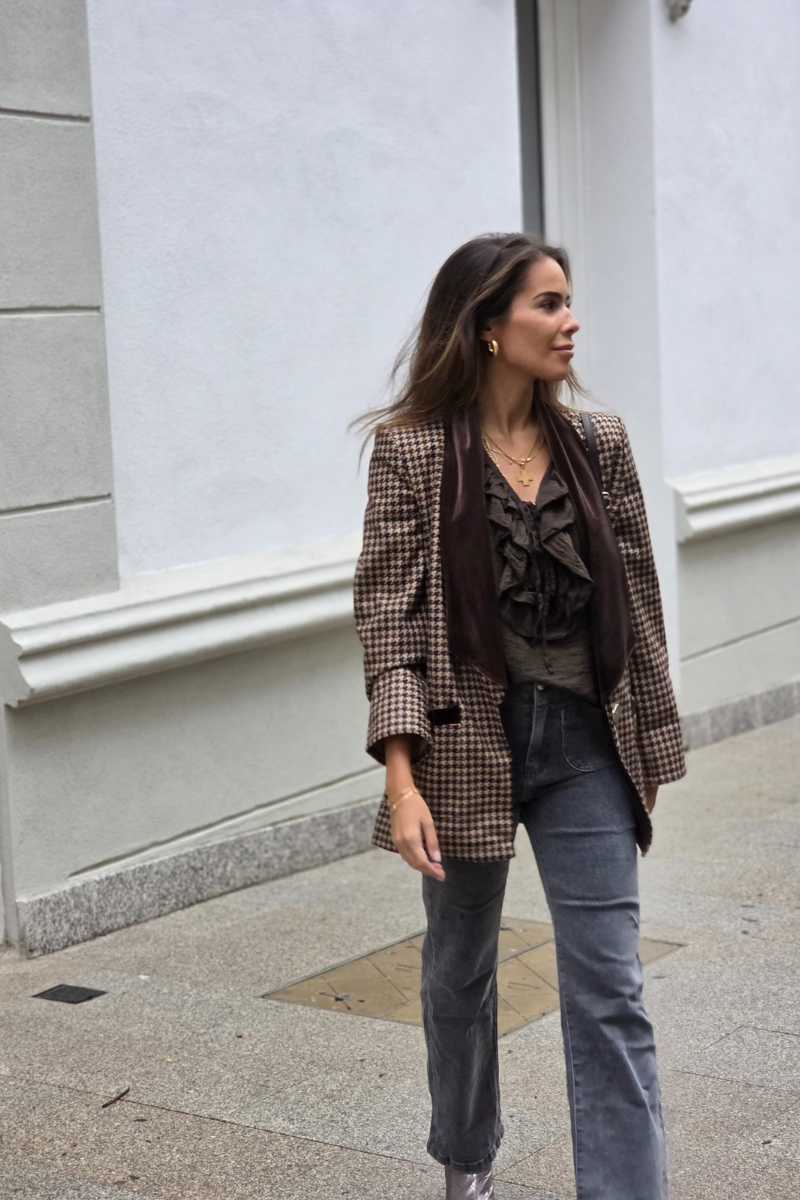 Americana oversize pata de gallo mostaza