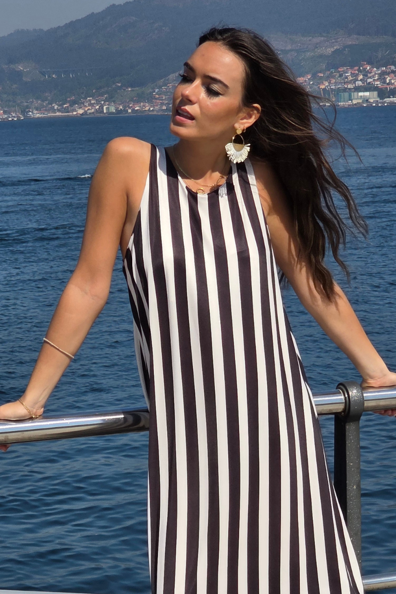 Vestido Elástico de Rayas Negro