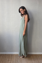 Vestido largo de asas al bies Caqui
