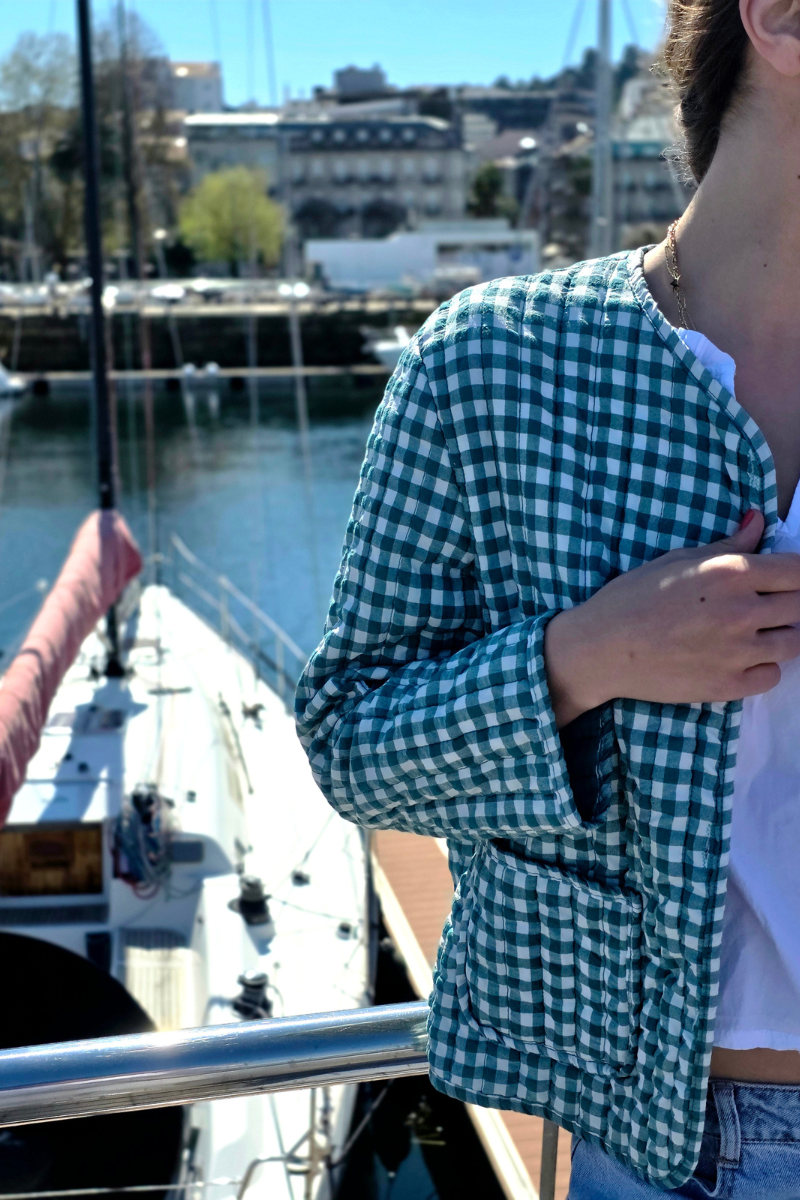 Chaqueta Vichy Beige con Botones verde