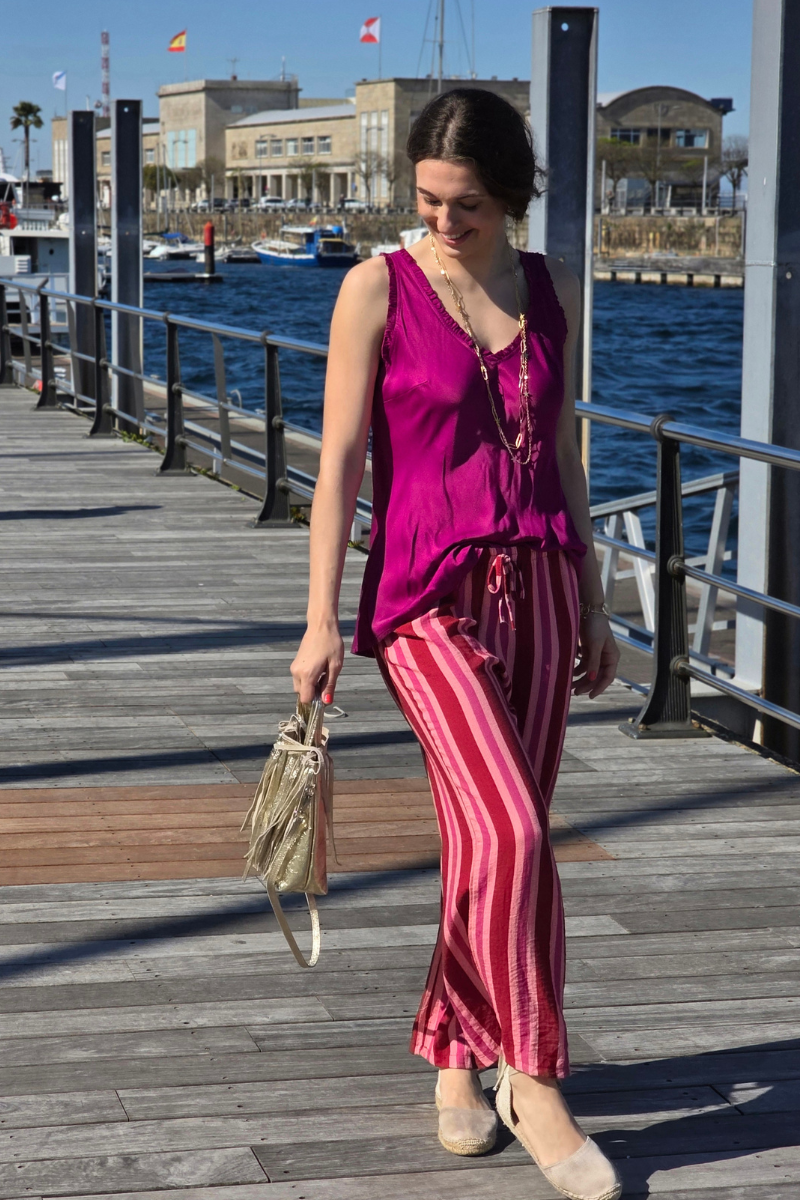 Pantalón de Rayas Rojo