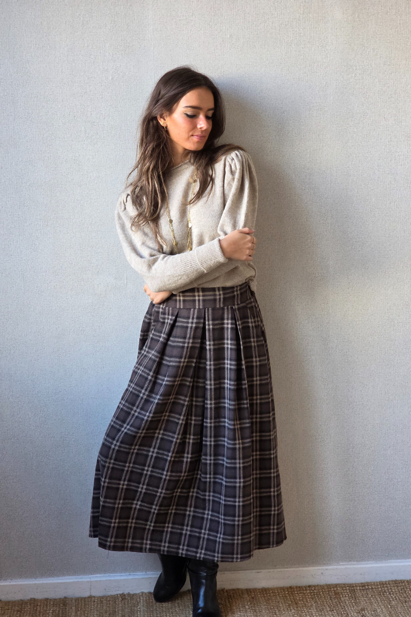 Falda tablas de cuadros chocolate