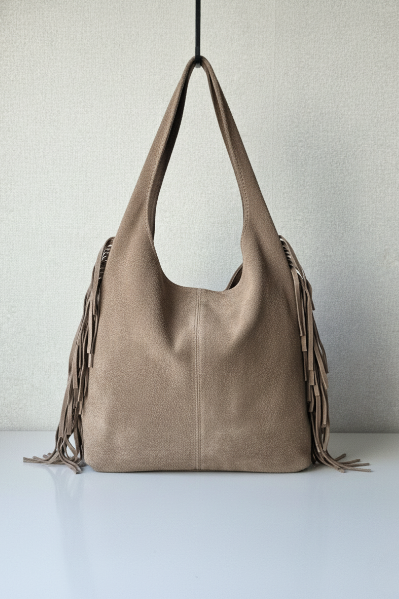 Bolso de piel con flecos topo