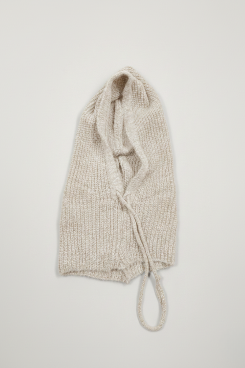 Balaclava de punto beige
