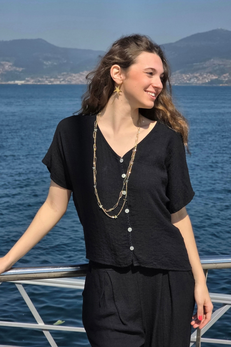 Blusa de Botones Negro
