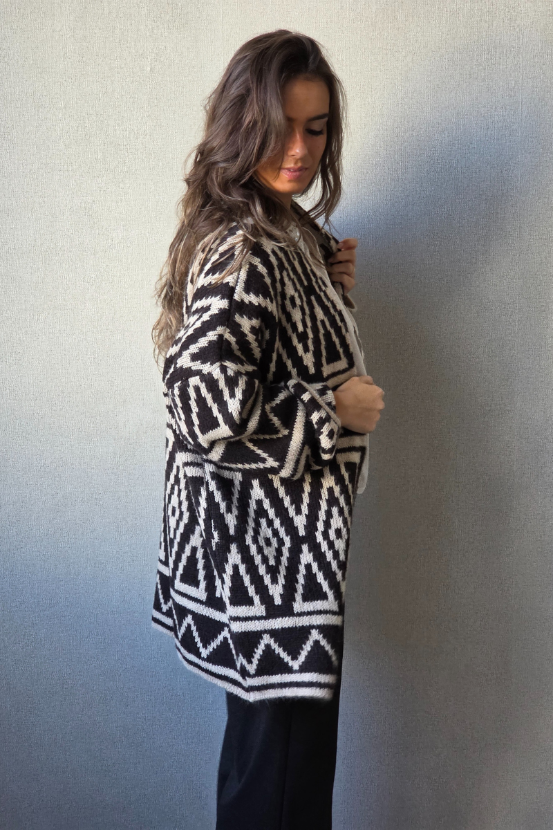 Chaqueta de lana con dibujo chocolate