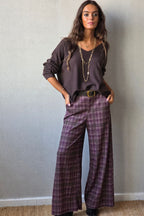 Pantalón de cuadros pequeños ciruela