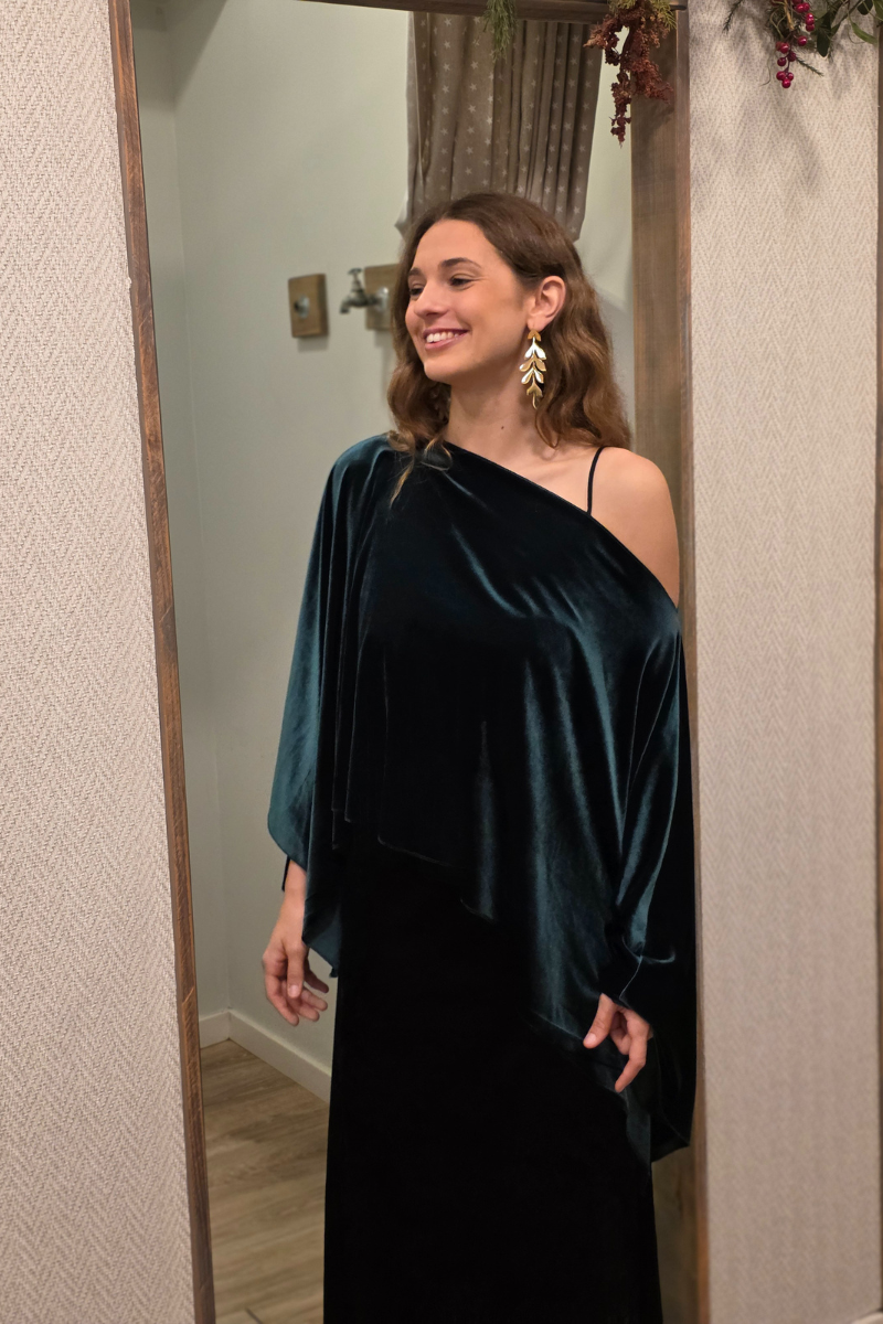 Capa de terciopelo verde botella