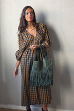 Bolso deante con flecos