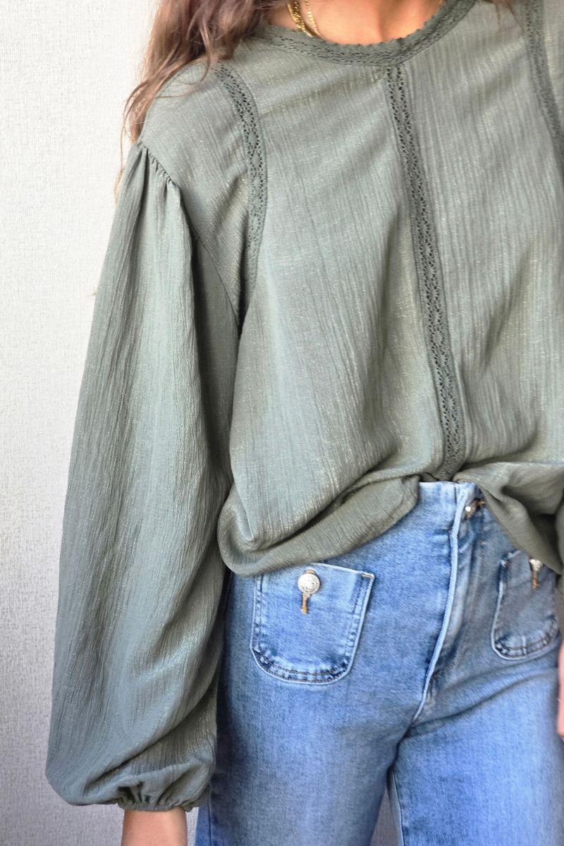Blusa tira borda verde militar