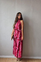 Vestido halter con volantes rojo